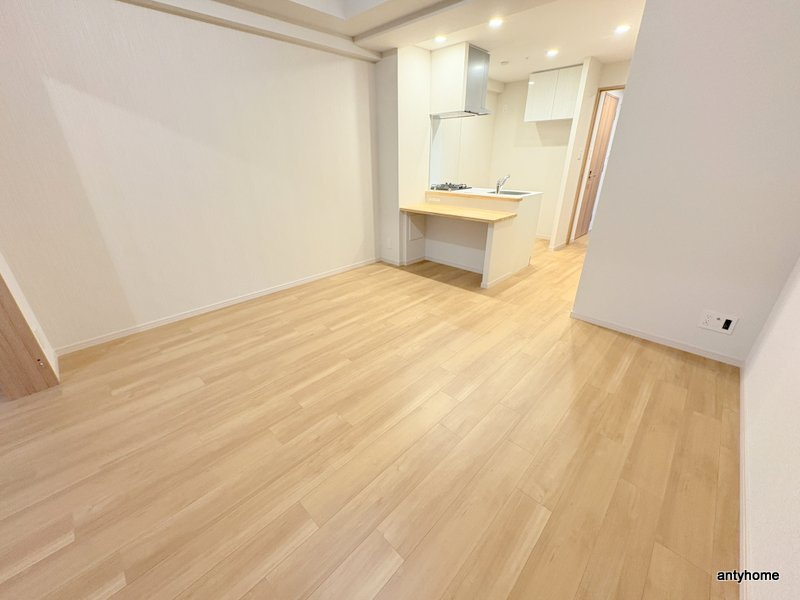 スプランディッド本町グラン　仲介手数料無料の洋室
