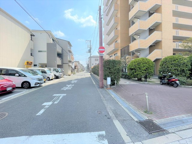 大阪市住吉区大領２丁目の中古マンションの駐車場|現地見学当日から承っております♪現地周辺の環境や、駅までの道お家探しを始めてみようと思われたら是非【イエストア】までお気軽にご相談下さいませ♪