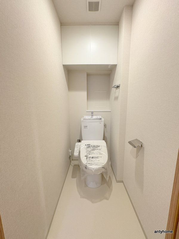 スプランディッド本町グラン　仲介手数料無料のトイレ