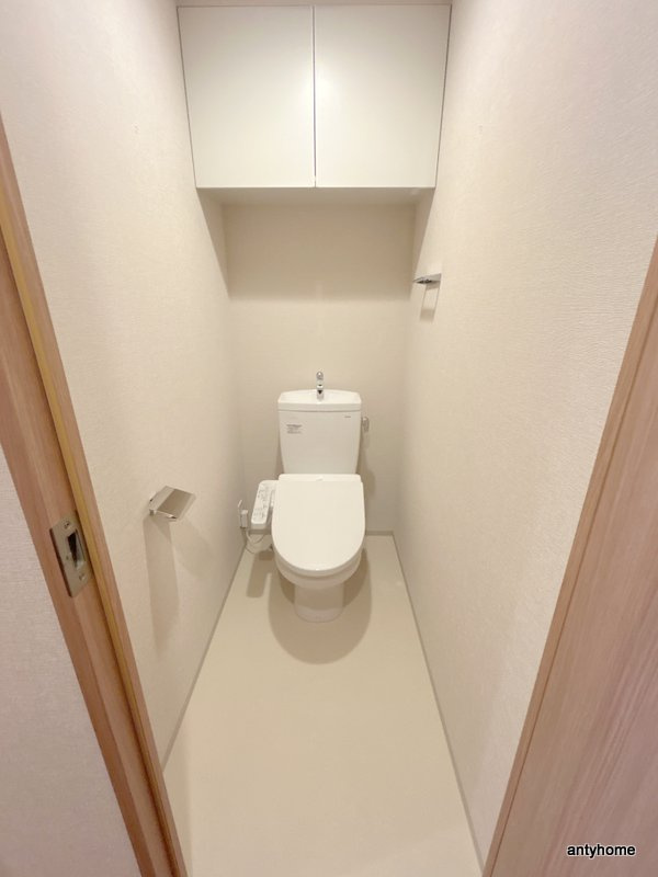 スプランディッド本町グラン　仲介手数料無料のトイレ