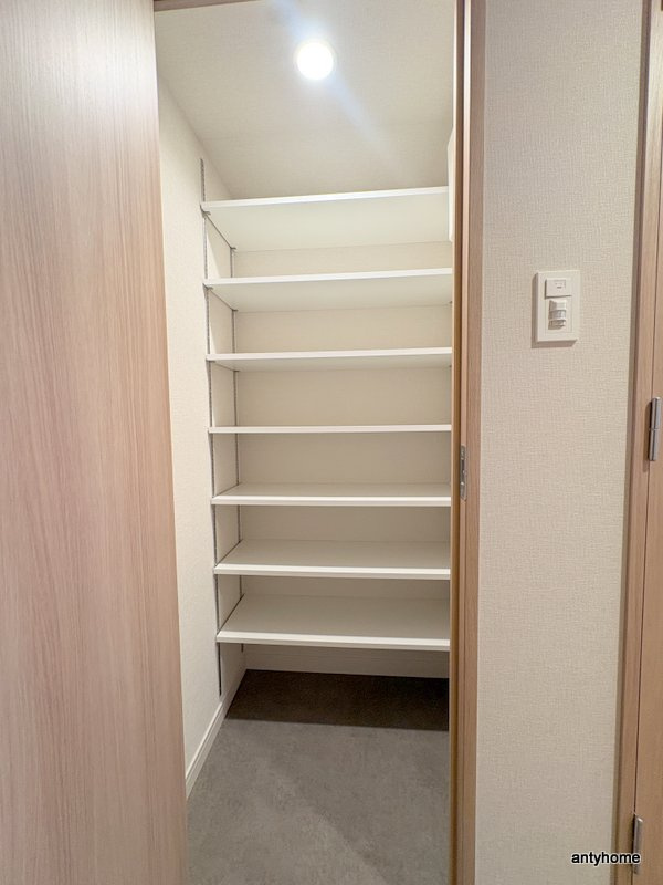 スプランディッド本町グラン　仲介手数料無料の収納