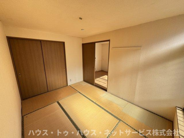 グリーンパレスIの和室