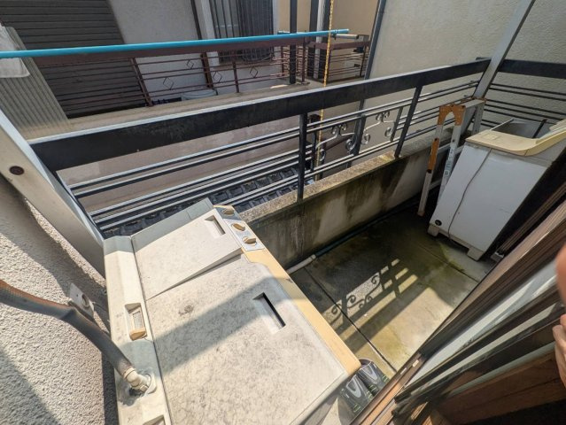 和泉市寺門町1丁目戸建のバルコニー