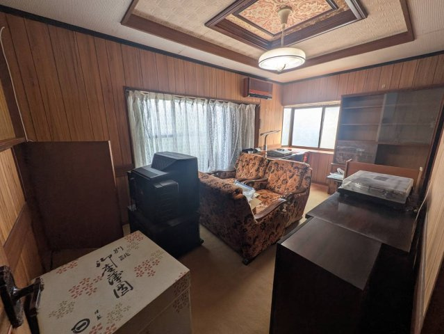 和泉市寺門町1丁目戸建の洋室|2F