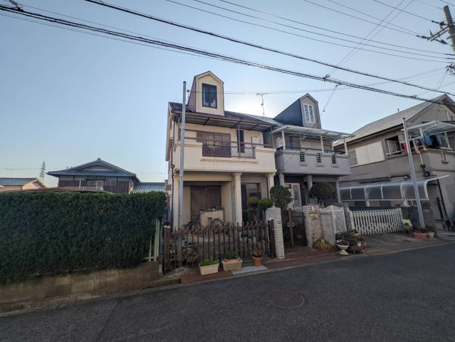 和泉市今福町戸建の洋室