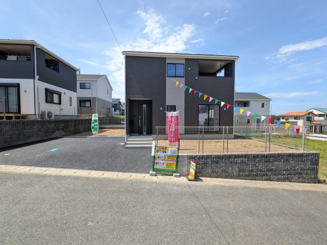 東海村村松第6　新築戸建の前面道路含む現地写真