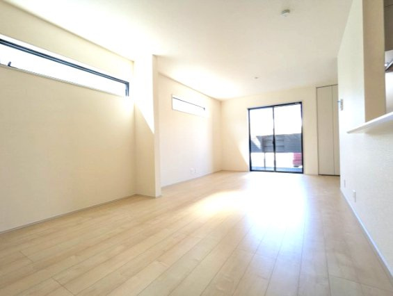 日立市助川町3期の洋室|リビングです。いつもの団らんから家族会議までリビングはコミュニケーションの場♪