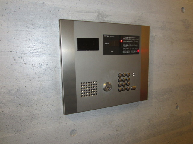 ラウレアビレッジのセキュリティ|オートロックでセキュリティーしっかりしてます。