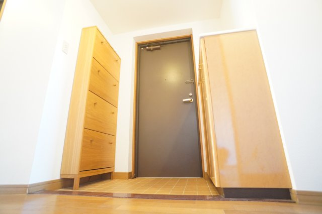 ローレルスクエア登美ヶ丘Ｉ期の玄関