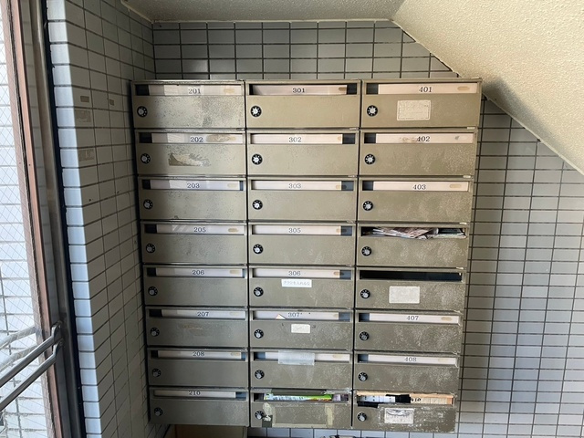 シャルム文京のエントランス