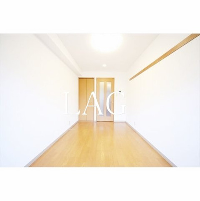 【居間・リビング】 | プレール新橋 | 洋室のお部屋です。