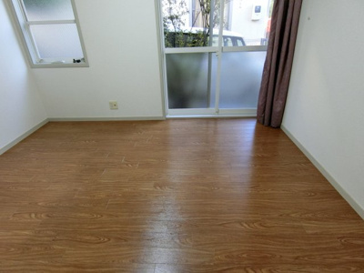 【居間・リビング】 | エメラルドハイム