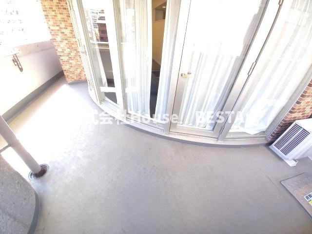 インペリアル新神戸のバルコニー