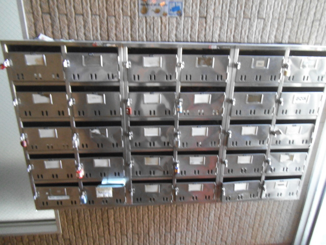 メゾンボヌールのその他共用部分|集合ポストです！！