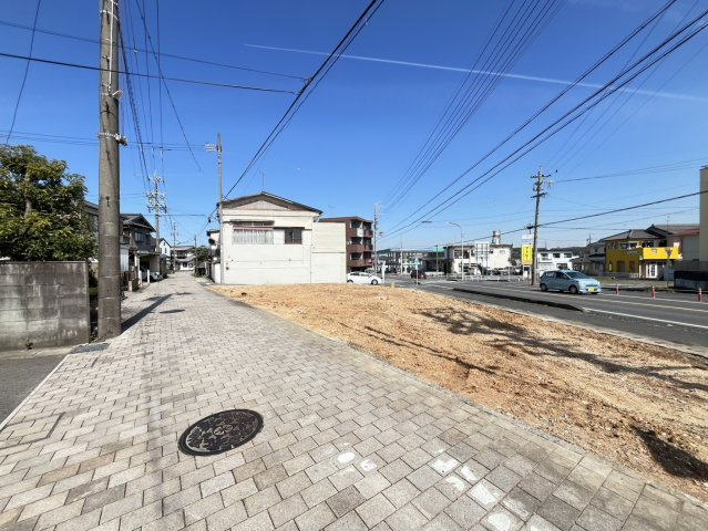半田市岩滑中町2丁目の前面道路含む現地写真|R8.2.23撮影　南西側前道約3.4ｍ！
