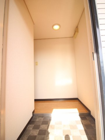 マノワール久貝の玄関