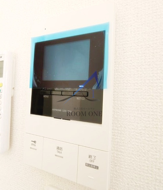 メルディア生麦4丁目Ⅱの設備|モニター付きインターホンです。