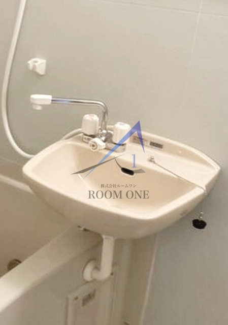 メルディア生麦4丁目Ⅱの洗面所|洗面台です。