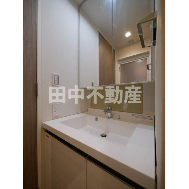 グランシエル南青山の洗面所