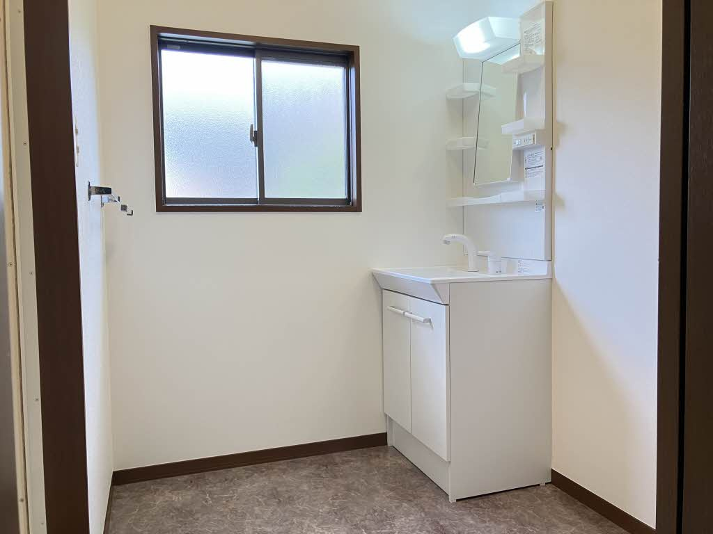 シャーメゾンにっしんの独立洗面台