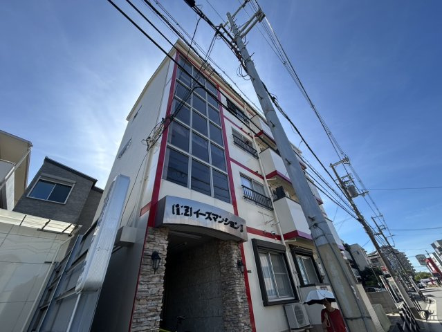 イーズマンションの外観