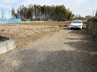 東松山市上唐子　土地117坪の前面道路含む現地写真