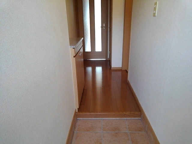 メゾンプラシードⅡの玄関