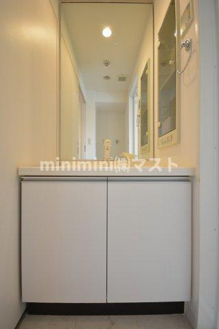アーデン上本町の洗面所