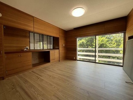 【居間・リビング】 | 伊豆急伊豆高原　戸建