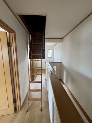 【構造・工法・仕様】 | 大野城市白木原4丁目戸建 | 屋根裏収納の入口