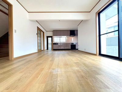 【居間・リビング】 | 大野城市白木原4丁目戸建 | LDK。広さにゆとりあり
