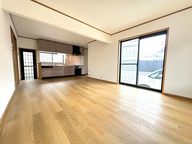 【居間・リビング】 | 大野城市白木原4丁目戸建