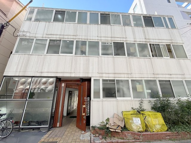 サンライズマンションの外観