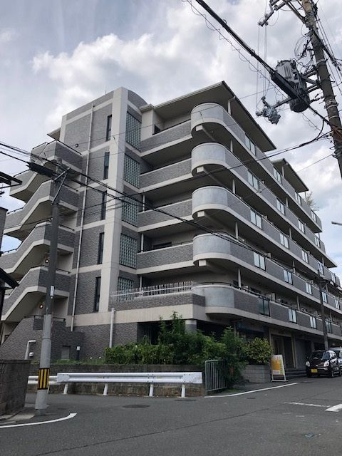 枚方パークハイツの外観