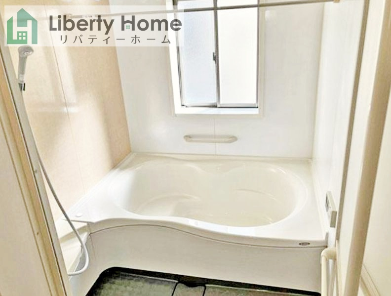 取手市紫水3丁目　中古戸建の浴室