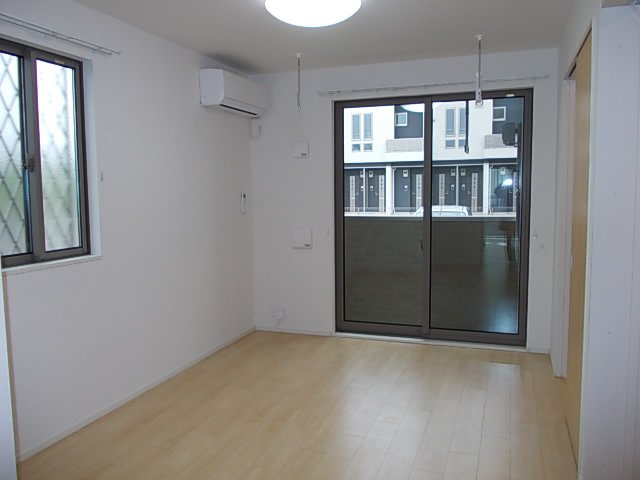 メゾン　アルカンシエル　ドゥの居間・リビング