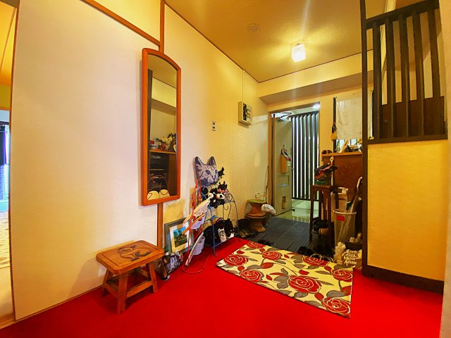 中台工業伊東マンション第2別館の玄関