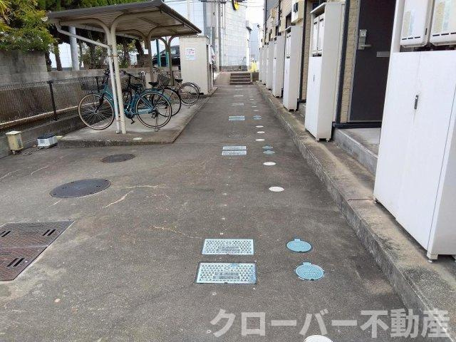 レオパレスプラビエのエントランス