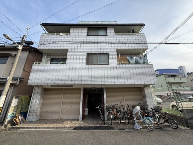 背戸口シティハイツの外観