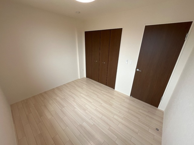 ＩＳＯＬＡの洋室