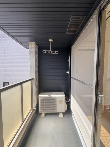 ジラソーレ長岡京のバルコニー|インナーバルコニー