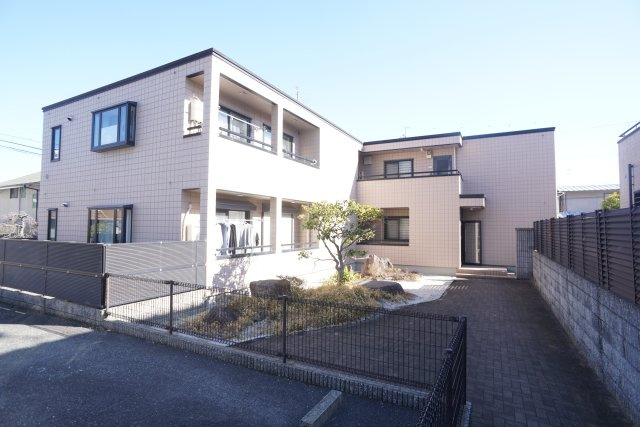 メゾン・ドルフの外観