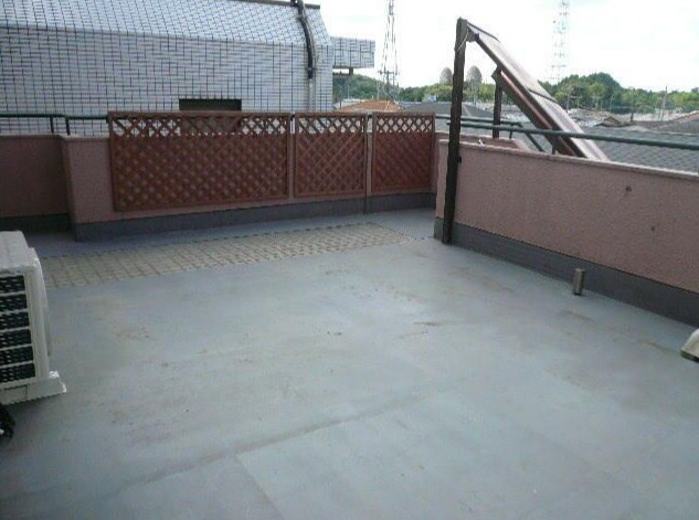 天神町明星パレスのバルコニー