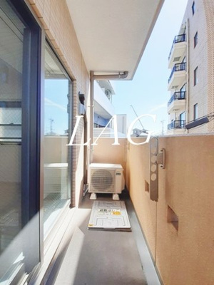 【バルコニー】 | アクアセゾン | バルコニーです。