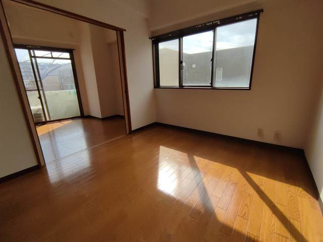 エメラルドマンションの洋室|洋室です。