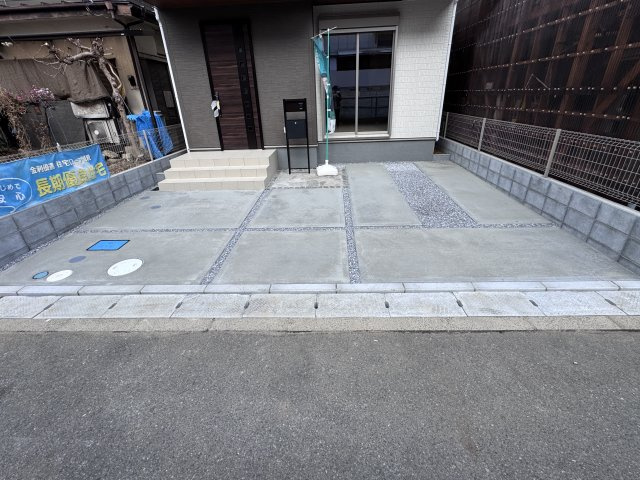 三郷市彦川戸１丁目新築戸建（彦川戸３期）の駐車場|駐車スペース・2台駐車可