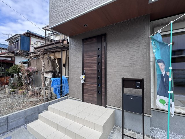 三郷市彦川戸１丁目新築戸建（彦川戸３期）のエントランス|エントランス・玄関ポーチ