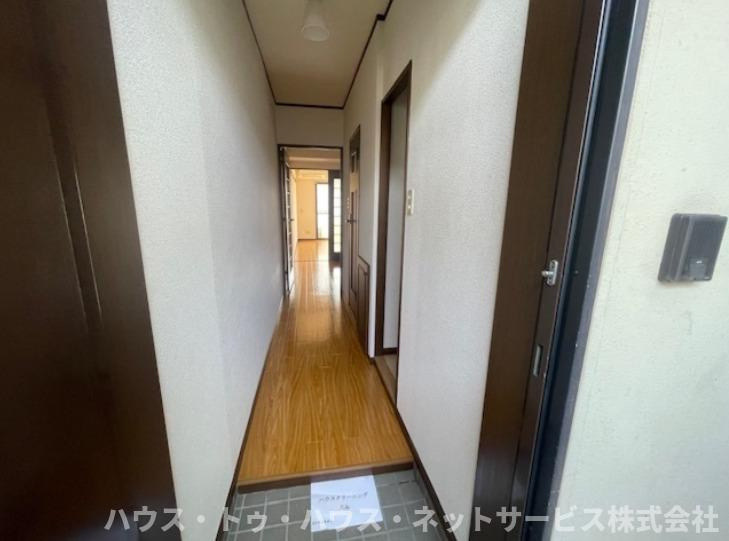 Ｔ.Ｙ.ビルの居間・リビング