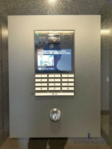 プレサンス太閤通ファシールのエントランス
