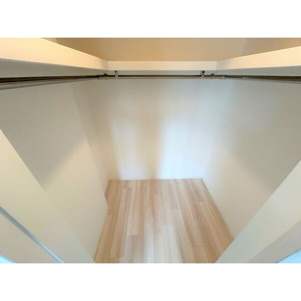 セレニテ西中島アリア壱番館の収納